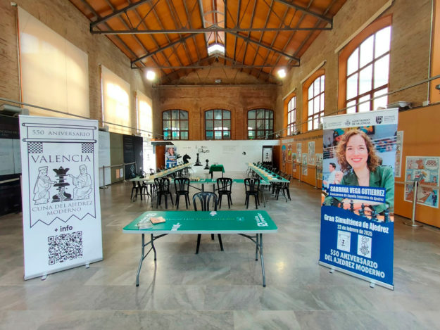 Sala del Complejo Cultural-Deportivo Petxina que recrea la exposición itinerante